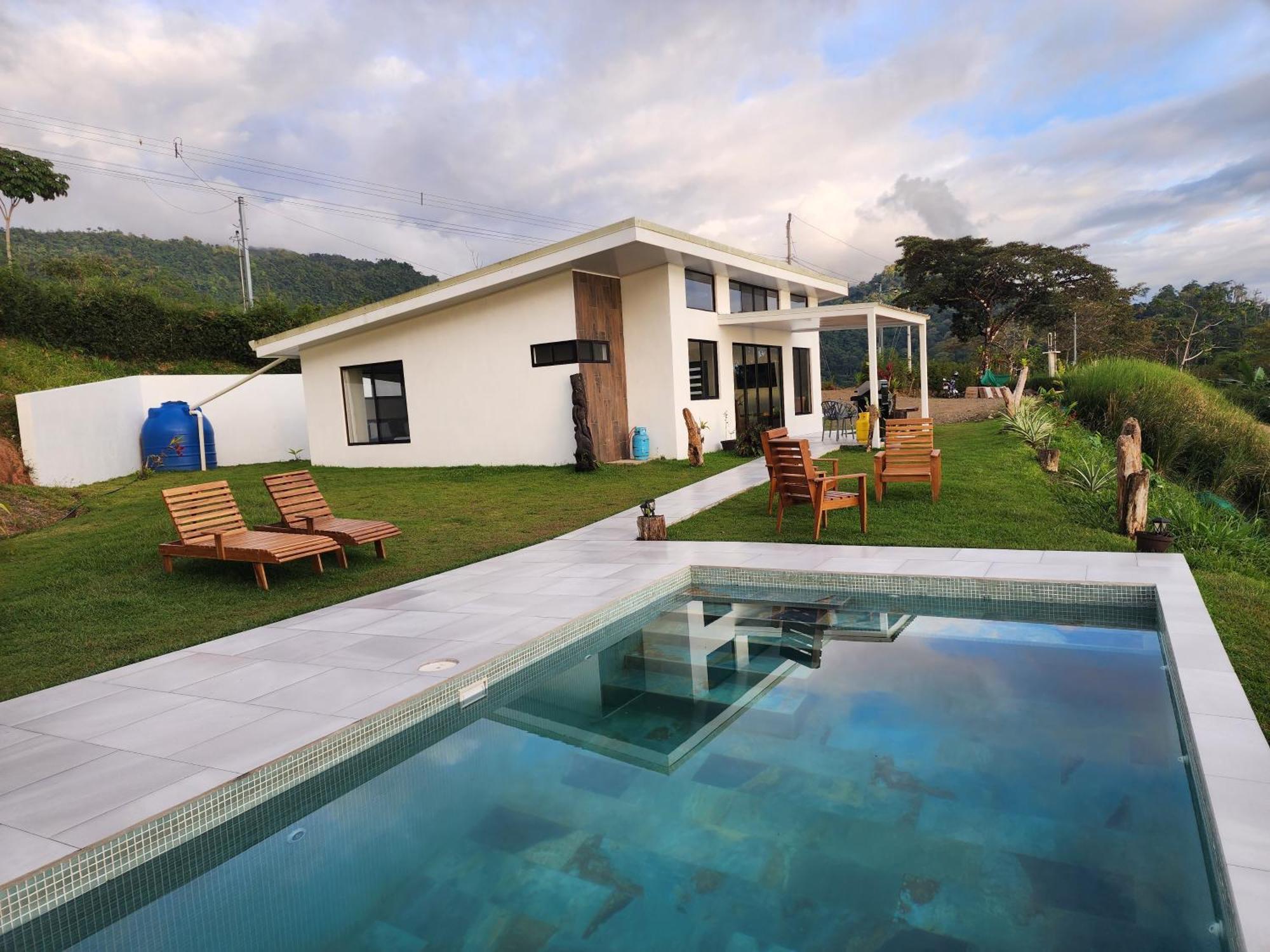 Canavida Villas & Resort Увита Экстерьер фото