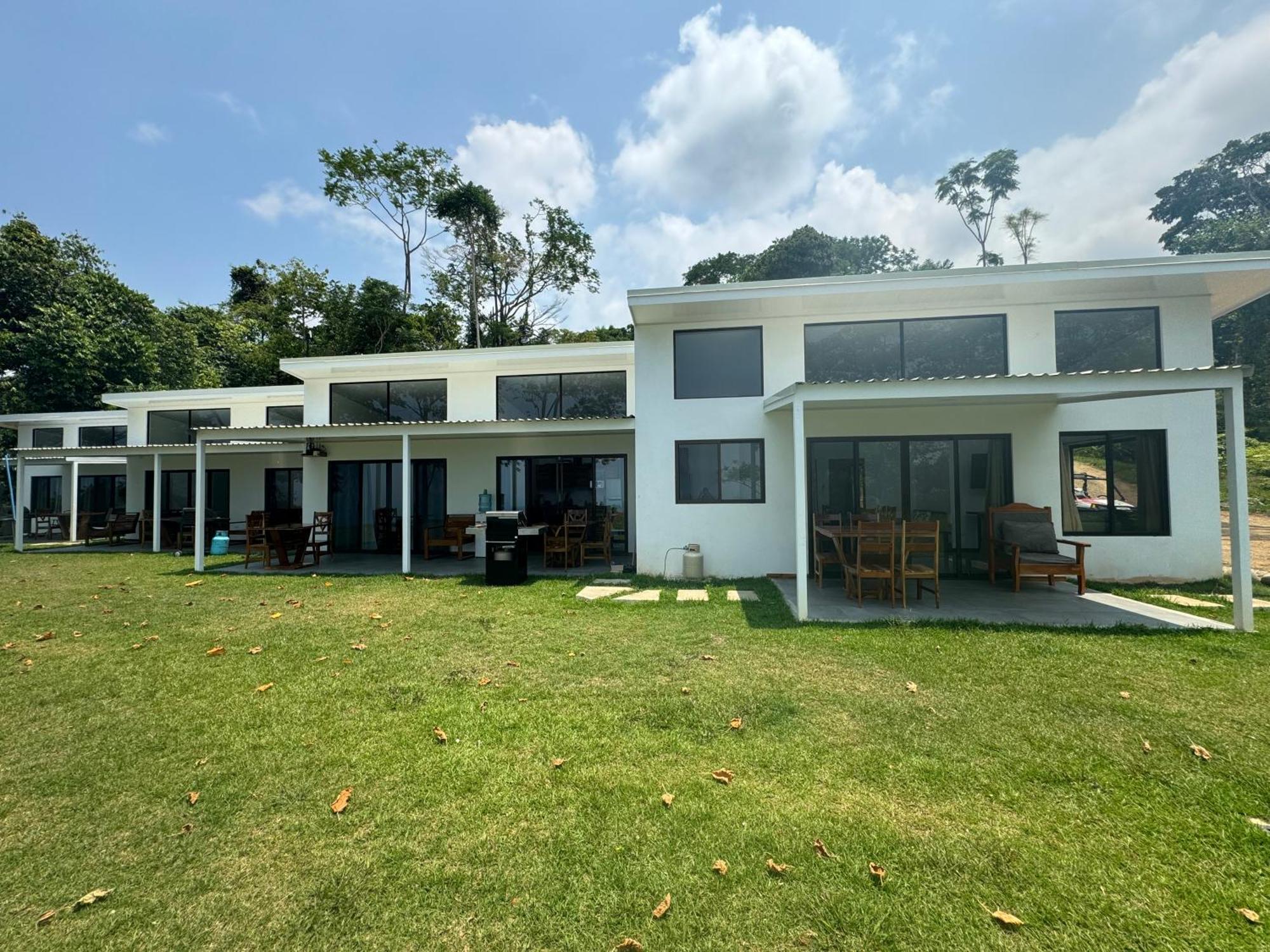 Canavida Villas & Resort Увита Экстерьер фото