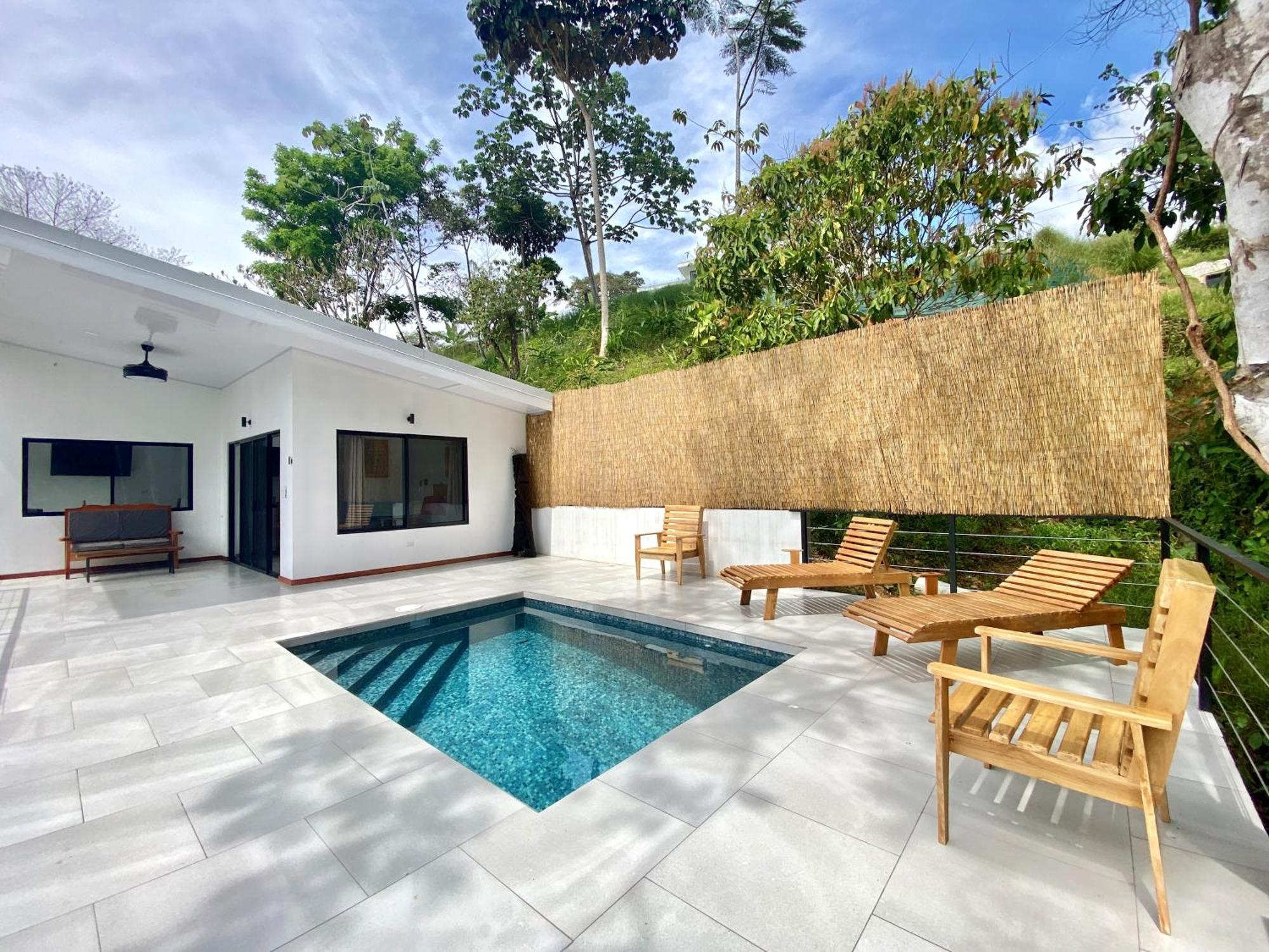 Canavida Villas & Resort Увита Экстерьер фото