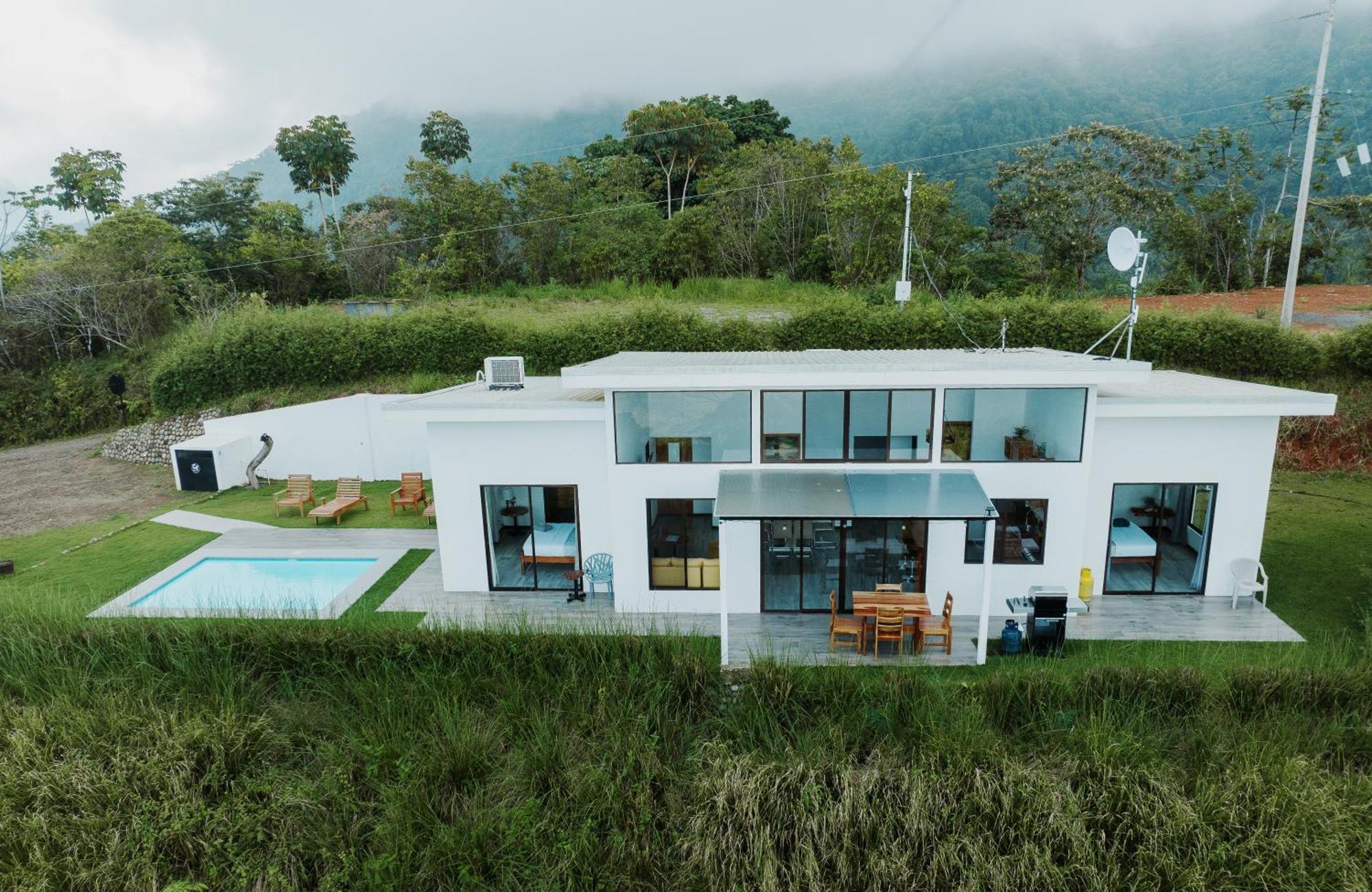 Canavida Villas & Resort Увита Экстерьер фото